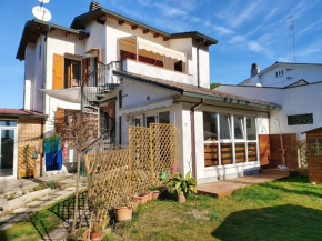 3 bedrooms house at Marina di Ravenna 400 m away from the beach with enclosed garden and wifi Marina Di Ravenna